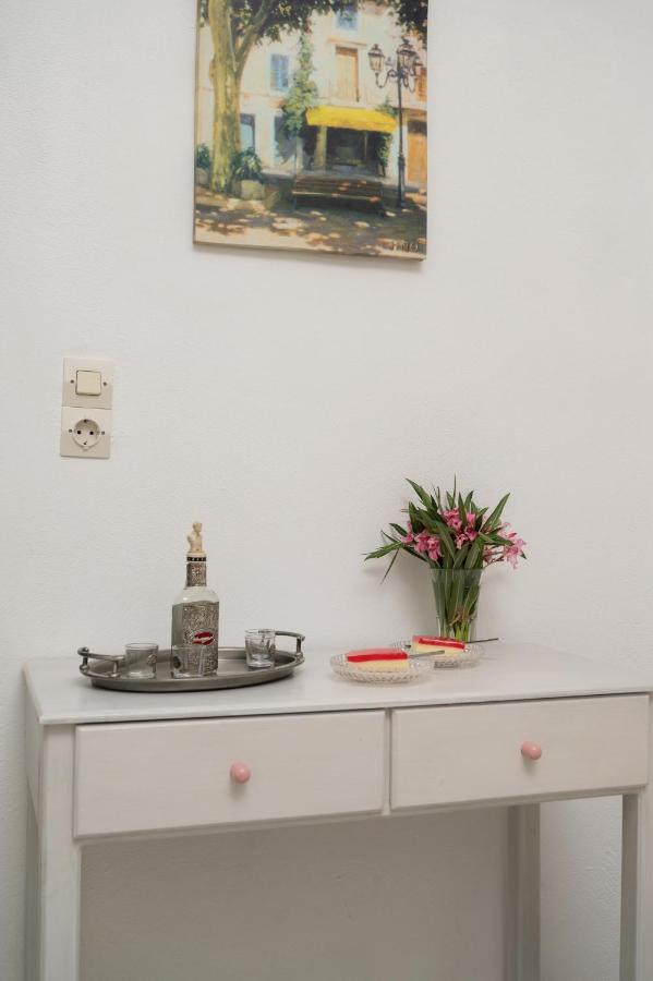 Sofia Rooms Pitsidia Buitenkant foto