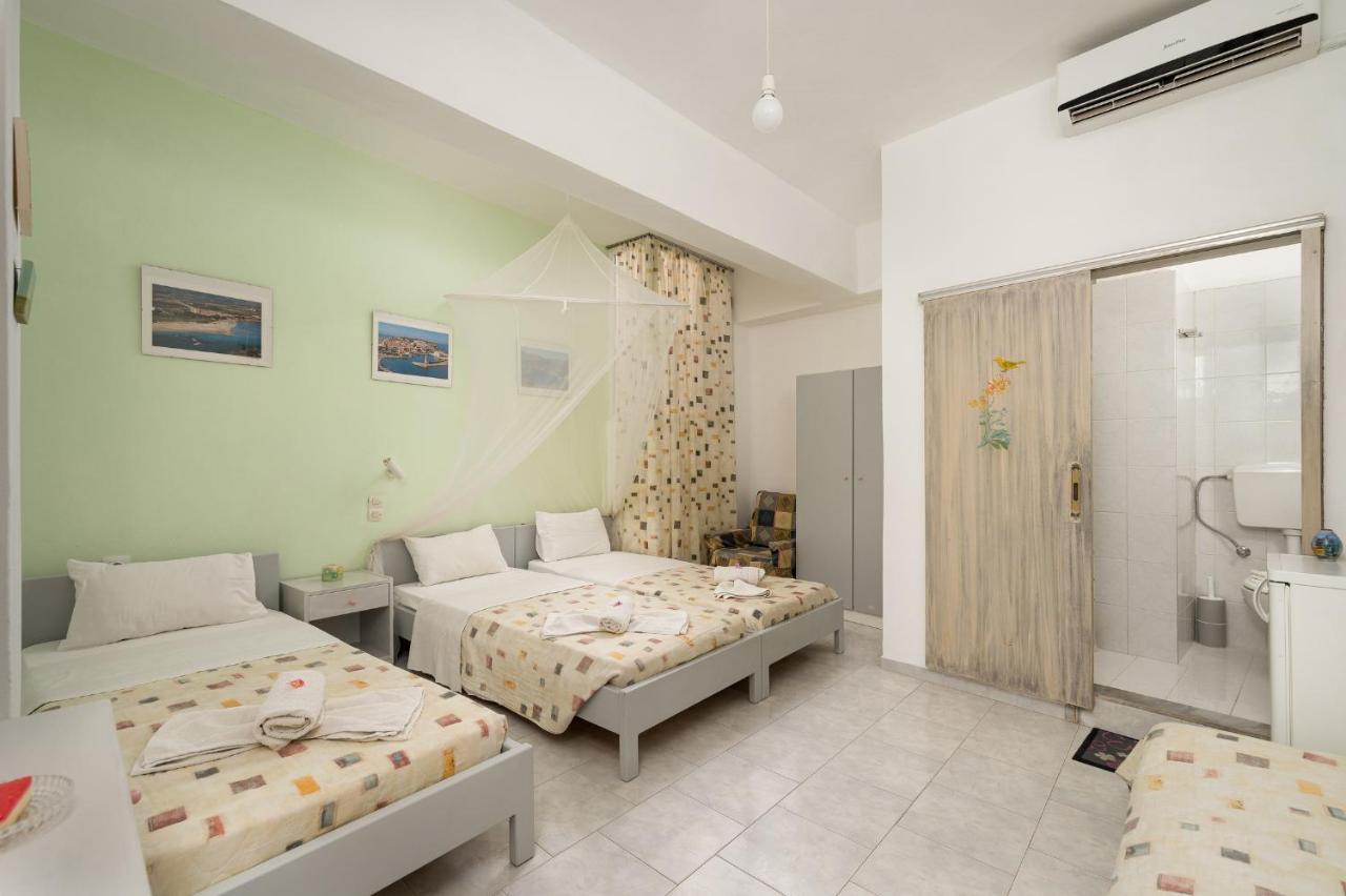 Sofia Rooms Pitsidia Buitenkant foto